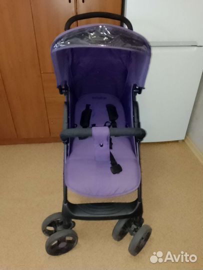 Прогулочная коляска новая