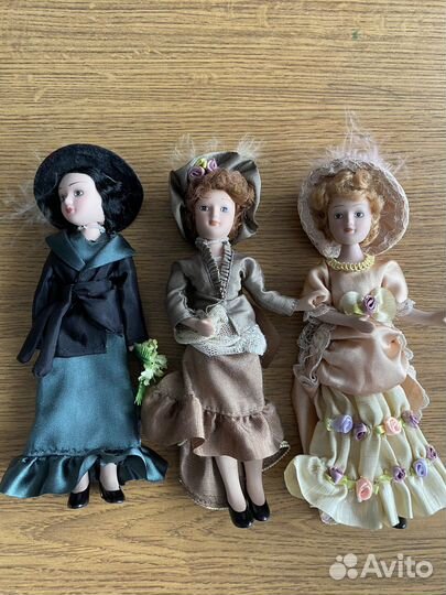 Куклы фарфоровые коллекционные