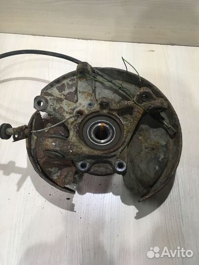 Кулак подвески задний мерседес W210 2.7 TDI