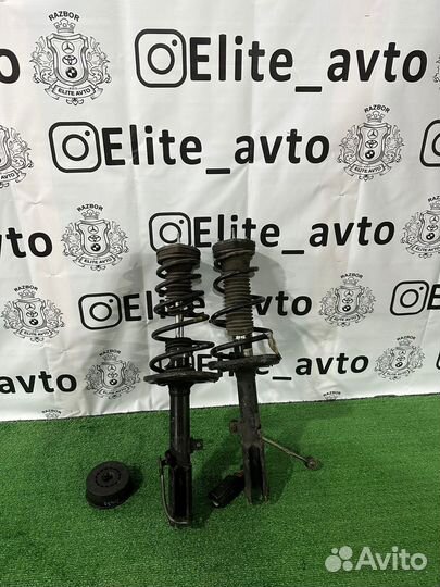 Амортизатор задний Toyota Camry V50 V55