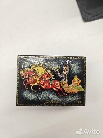 Шкатулка Тройка