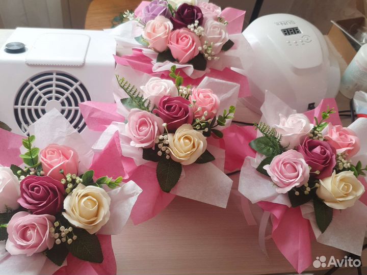 Букет из пенных роз