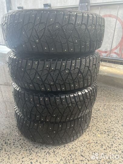 Goodyear Ultragrip 600 195/65 R15 94T