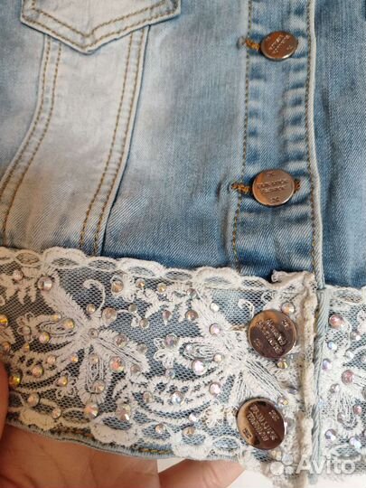 Укороченная джинсовка