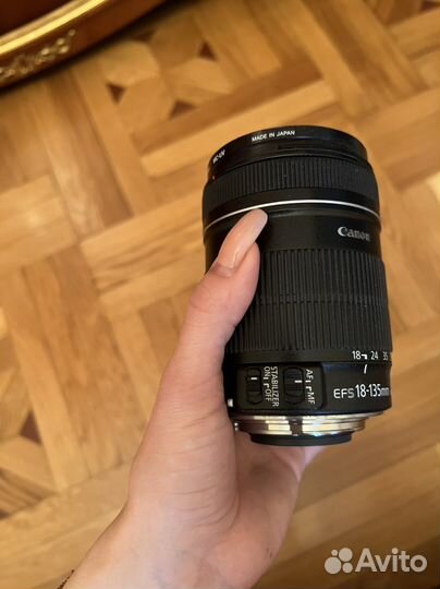 Объектив Canon EF-S 18-135mm f/3.5-5.6 IS