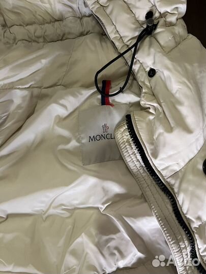 Пуховик moncler женский 42 оригинал