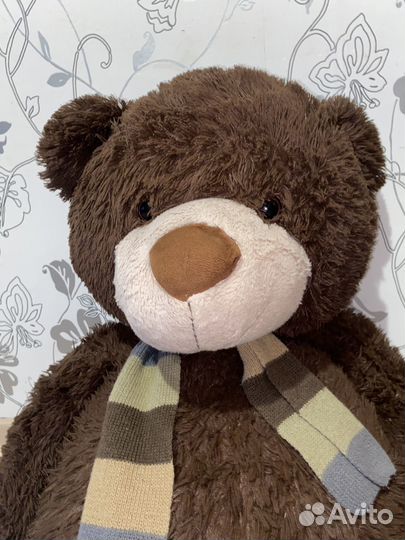 Плюшевый медведь 110 см
