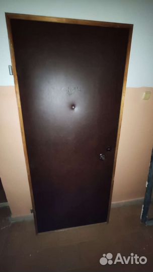 Дверь входная металлическая б/у, левая