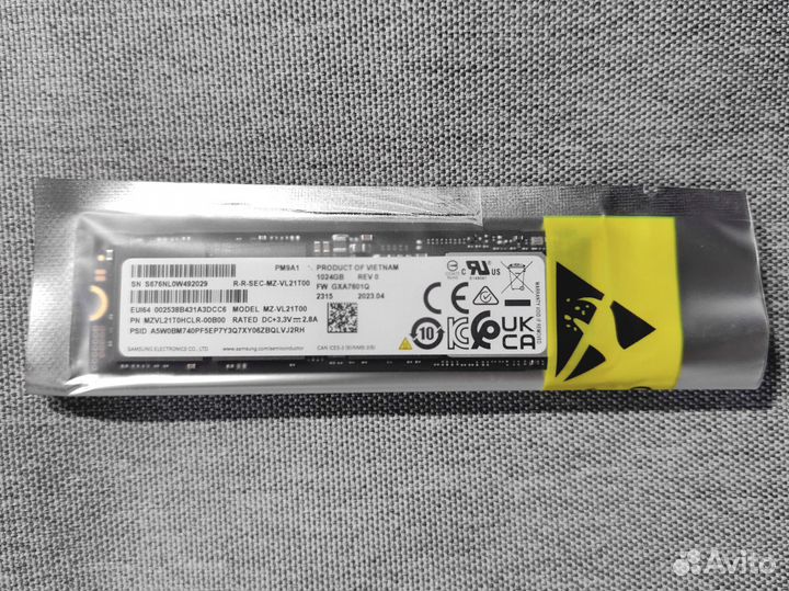 SSD Samsung PM9A1 OEM 1024 GB M2, новый