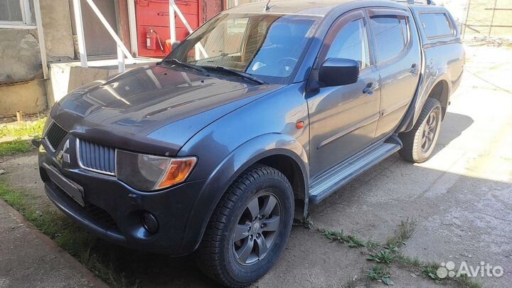 Mitsubishi L200 2.5 AT, 2008, 146 000 км