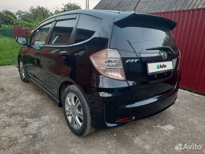 Honda Fit 1.5 CVT, 2011, 187 000 км