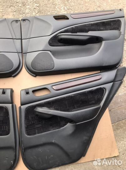 Обшивки дверей Хонда Аккорд 6 (876)