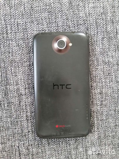 Телефон HTC One X