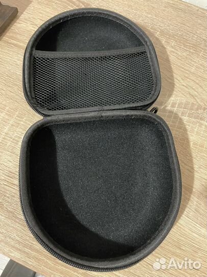 Чехол для наушников marshall