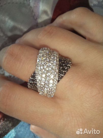 Серебряное кольцо