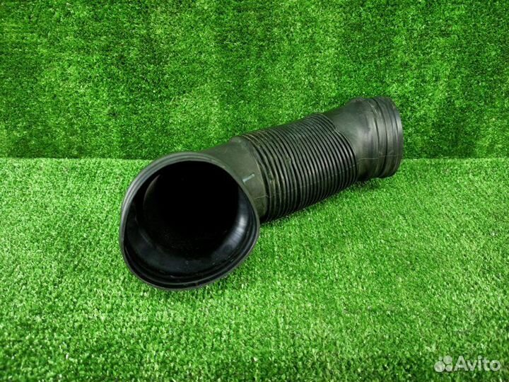 Патрубок воздушного фильтра Volkswagen Tiguan CAW