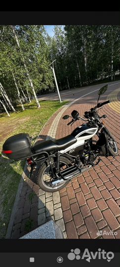 Мопед 125 кубов
