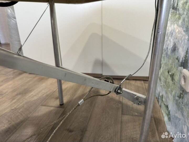 Массажный стол складной с вырезом кушетка