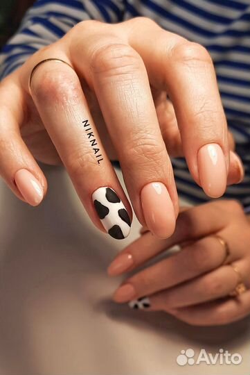 Мастер маникюра и педикюра