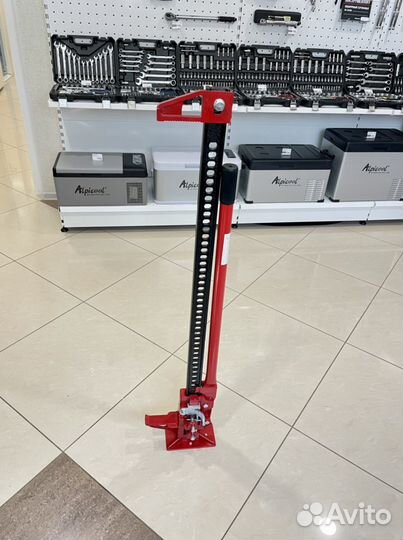 Домкрат реечный 3 тонны 120 см хайджэк