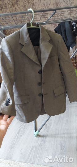 Костюм тройка детский на возраст 7-8лет