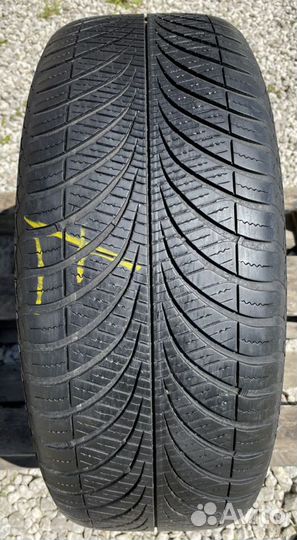 Goodyear Vector 4Seasons Gen-2 SUV 255/60 R18