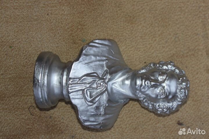 Бюст А.С.Пушкина старинный