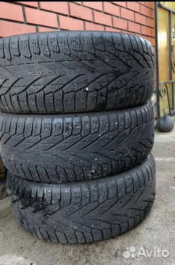 Nokian Tyres Hakkapeliitta R2 SUV 255/55 R19