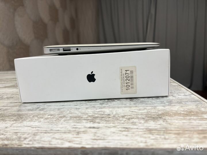 Apple MacBook Air