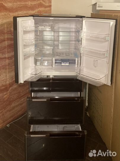 Холодильник Hitachi R-Y6000U XTновый