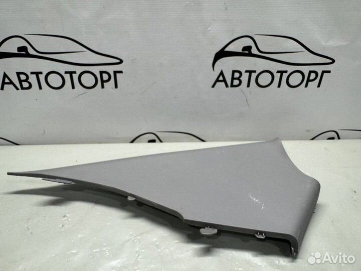 Обшивка стойки левая Kia Rio 3 1.6 бензин 2013