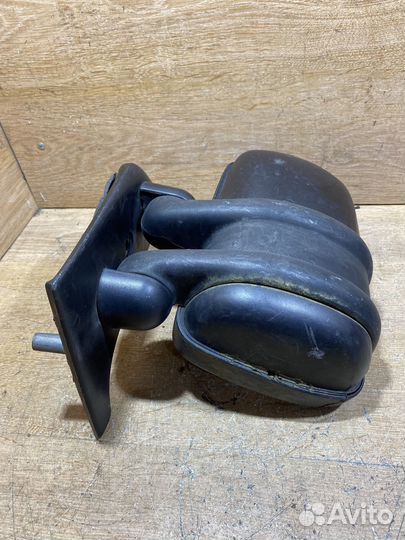 Зеркало левое Opel Movano A Арт. 7721725