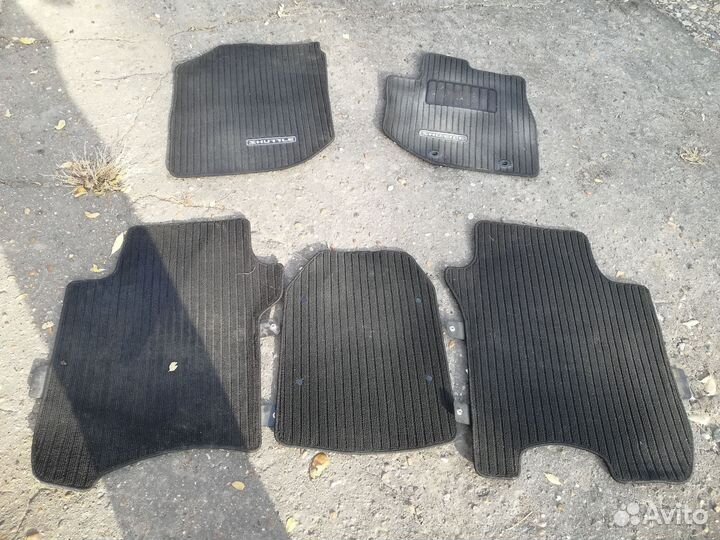 Штатные коврики на Honda fit hatlle