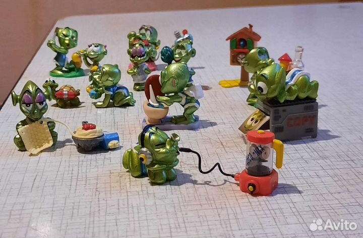 Игрушки из киндер сюрприза 90х коллекции