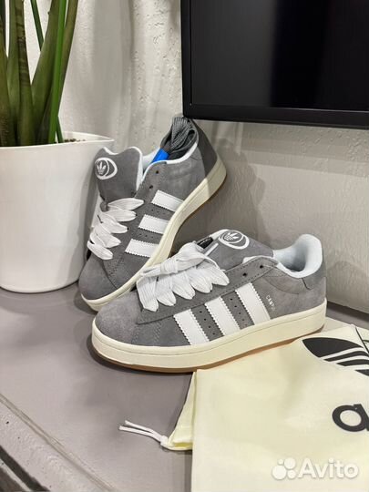 Кроссовки adidas campus