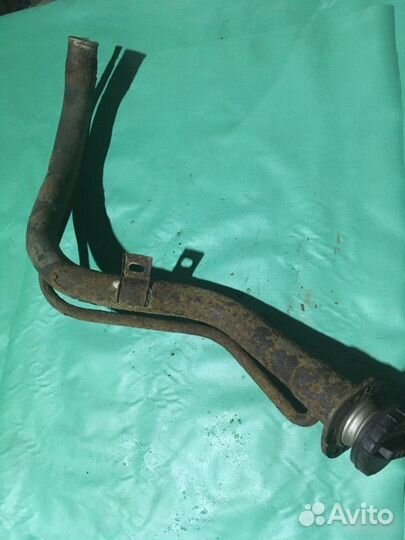 Заливная горловина Kia Shuma