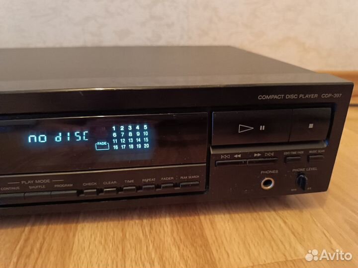 CD проигрыватель Sony CDP 397