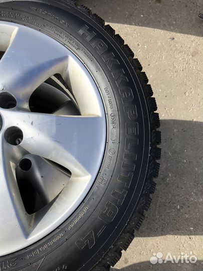 Nokian Tyres Hakkapeliitta 4 215/65 R16 102T