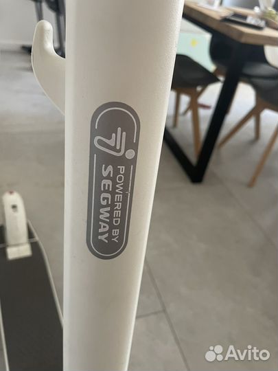 Электросамокат ninebot BY segway ES2 белый