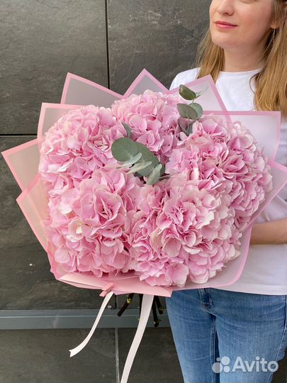 Букет цветов гортензия к 1 сентября