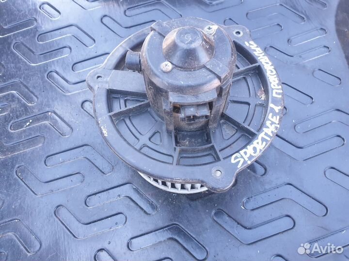 Моторчик отопителя печки Kia Sportage I Спортедж 1