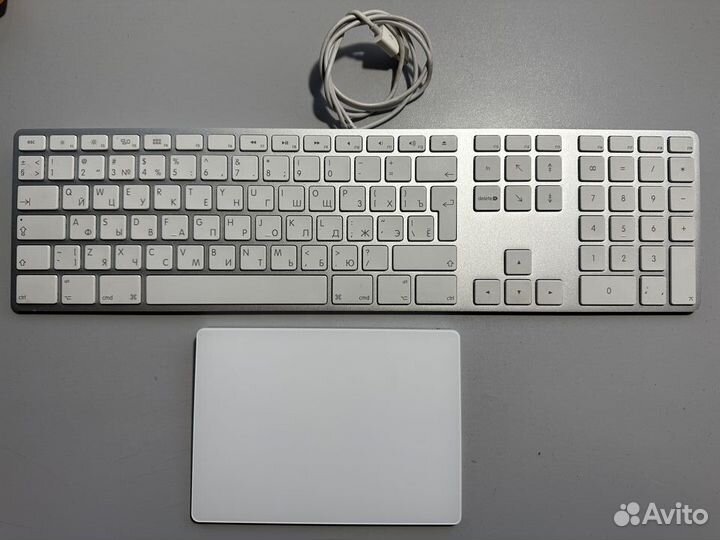 Apple USB Keyboard + Apple Magic Trackpad 2