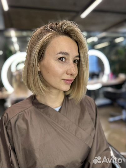 Колорист Парикмахер Окрашивание волос