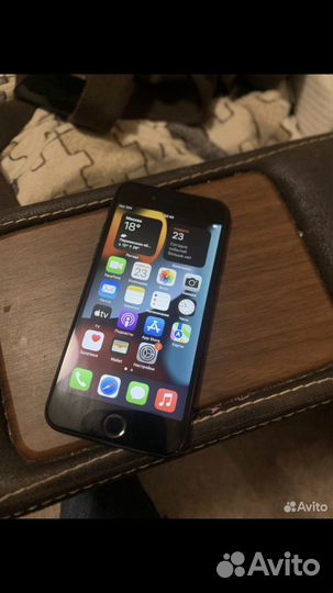 iPhone 7, 32 ГБ