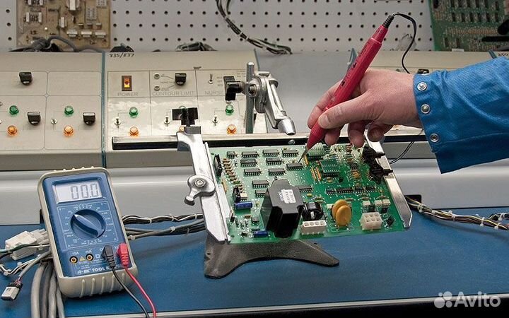 Регулировщик рэа/Москва