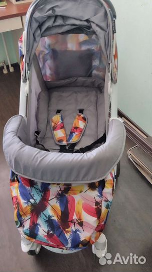 Прогулочная коляска