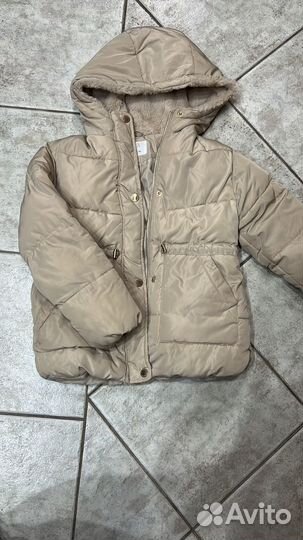 Куртка Zara 140 для девочек