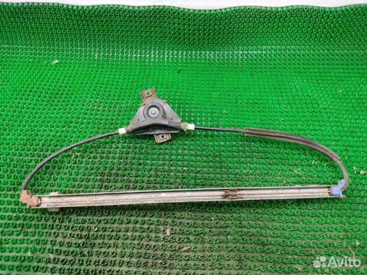 Стеклоподъемник задний правый Volkswagen Golf 2 HK