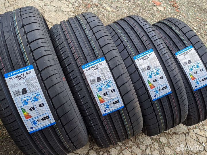 Triangle Sports TH201 215/40 R18 89Y