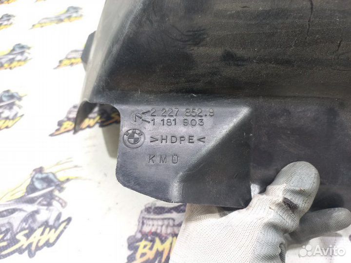 Подкрылок задний правый Bmw 3 E36 sedan/ E36/2C